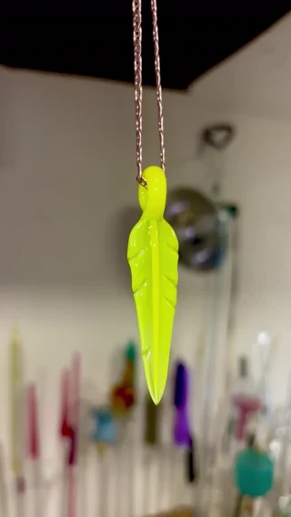 Preview pic of Stardust over Roswell leaf pendant