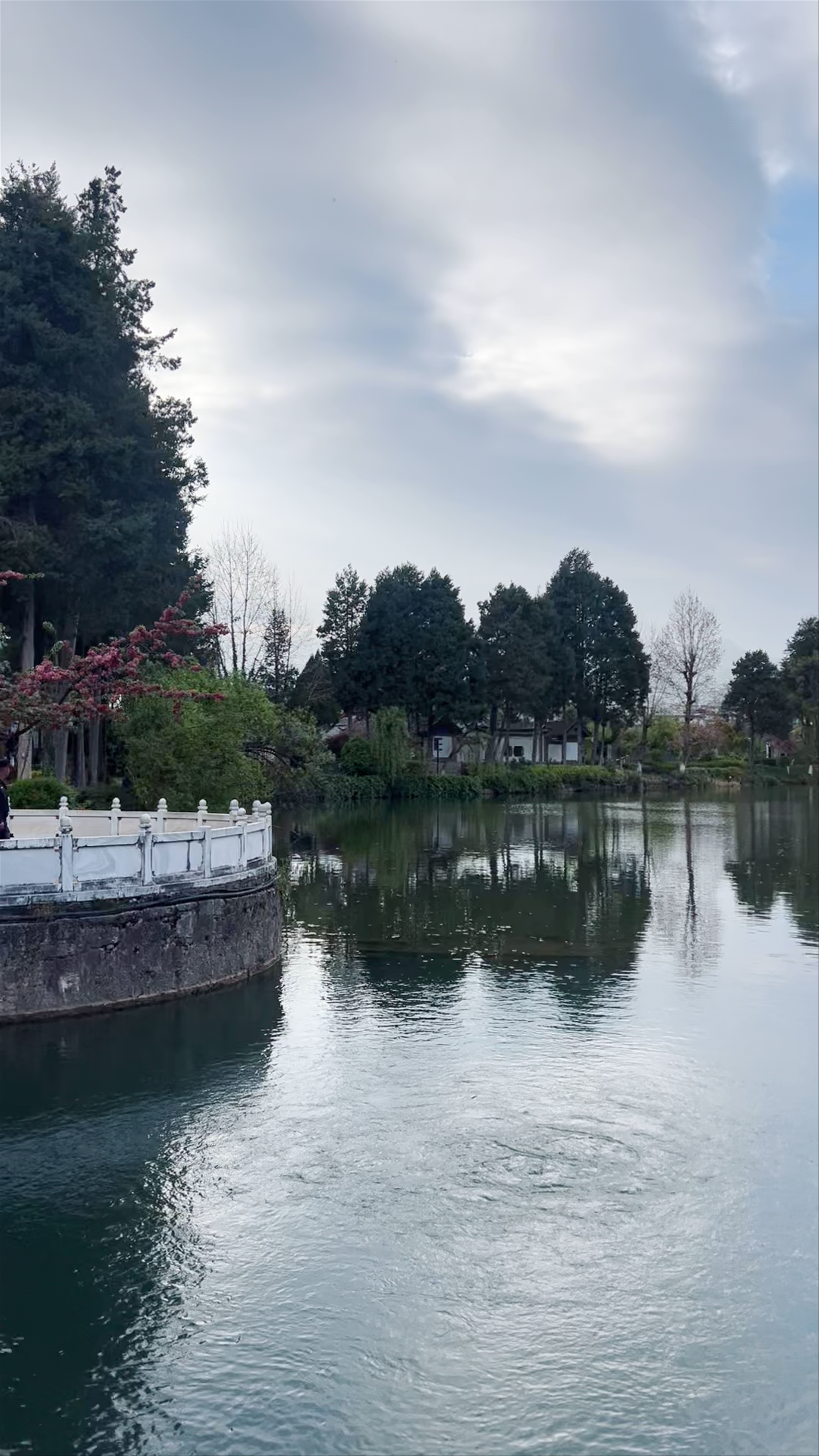 Black Dragon Pool （Northwest Gate）