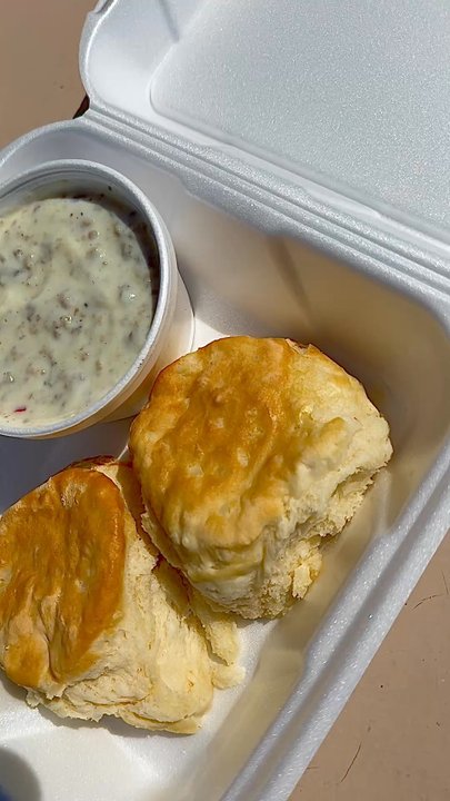 Daily Grind & Slice - Biscuits & Sausage Gravy - Coffee & Tea Near Me - Hamilton, Ohio