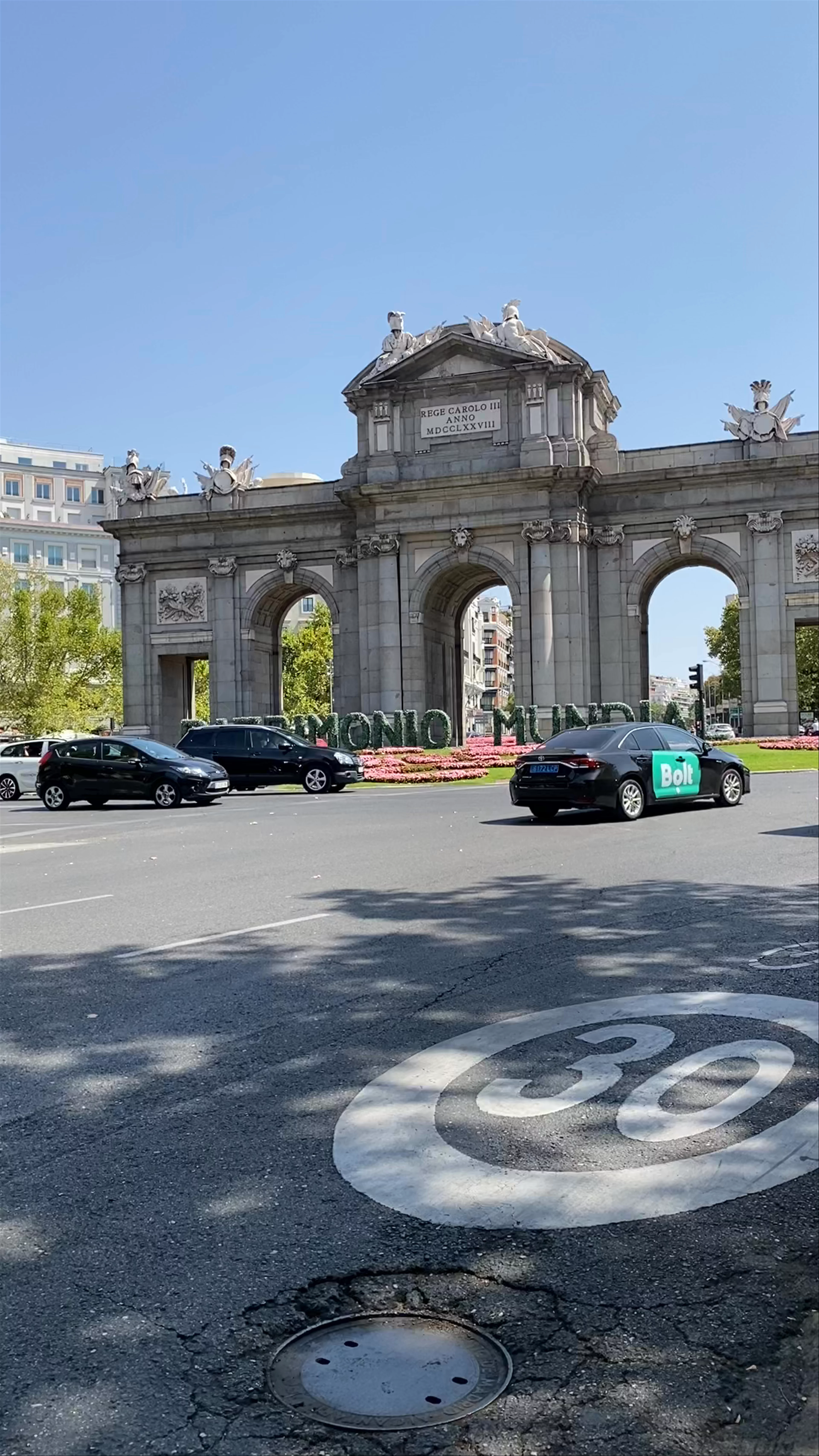 Puerta de Alcalá, Plaza de la Independencia, Madrid, Spain