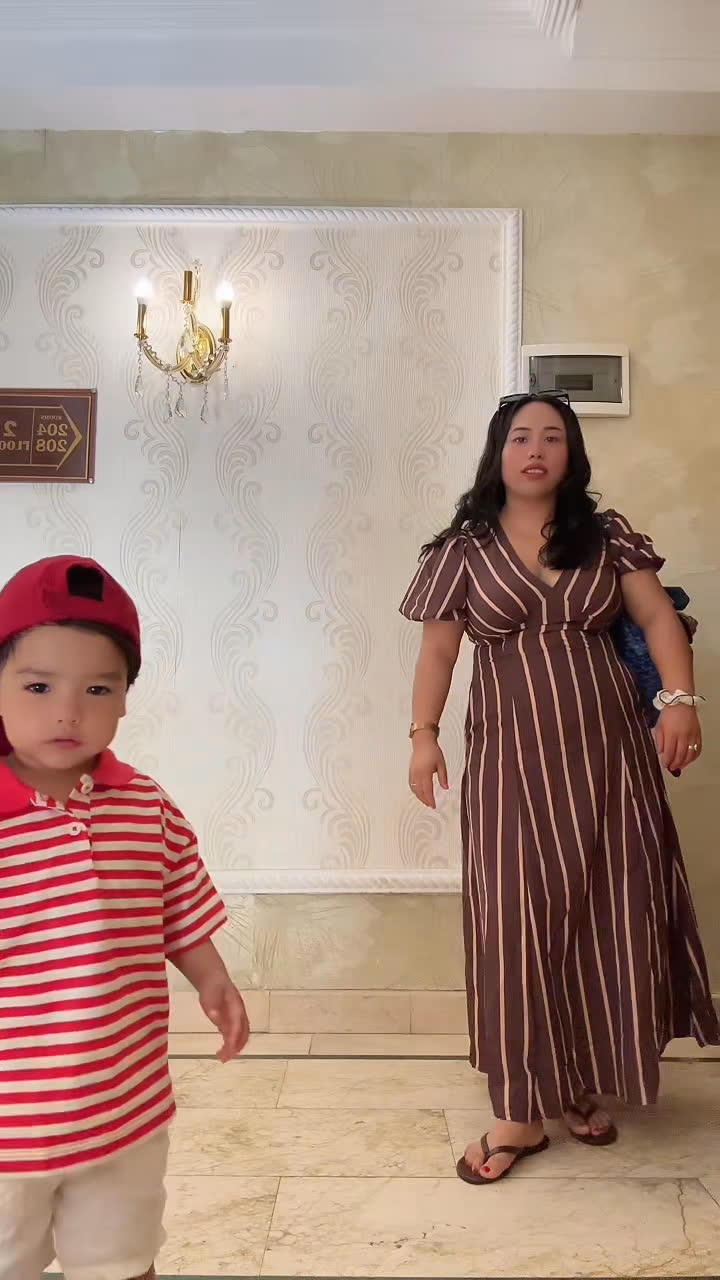Vídeo UGC 2 de Reshmi