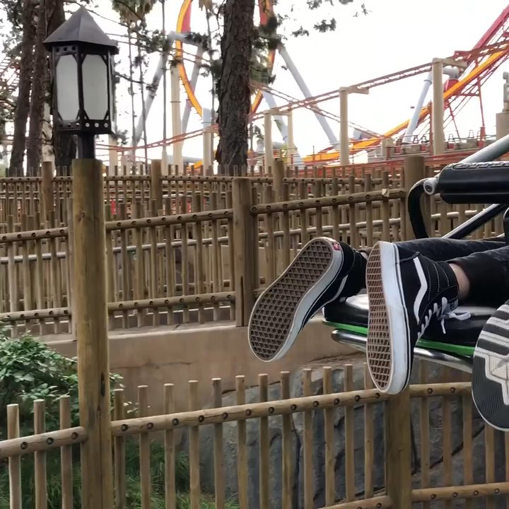Linus Launcher - Wheeeee - Amusement Parks Near Me - Buena Park, California