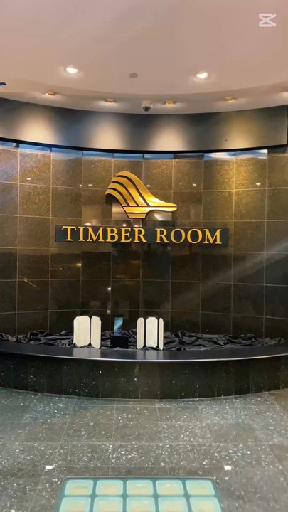 The Timber Room - Pubs Near Me - Courtenay, British Columbia