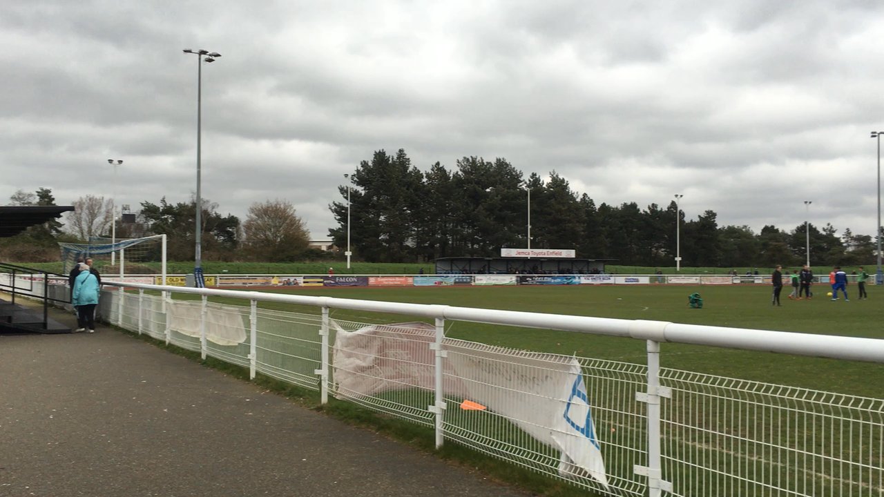 Queen Elizabeth Stadium - Stadiums & Arenas Near Me - Middlesex, XGL