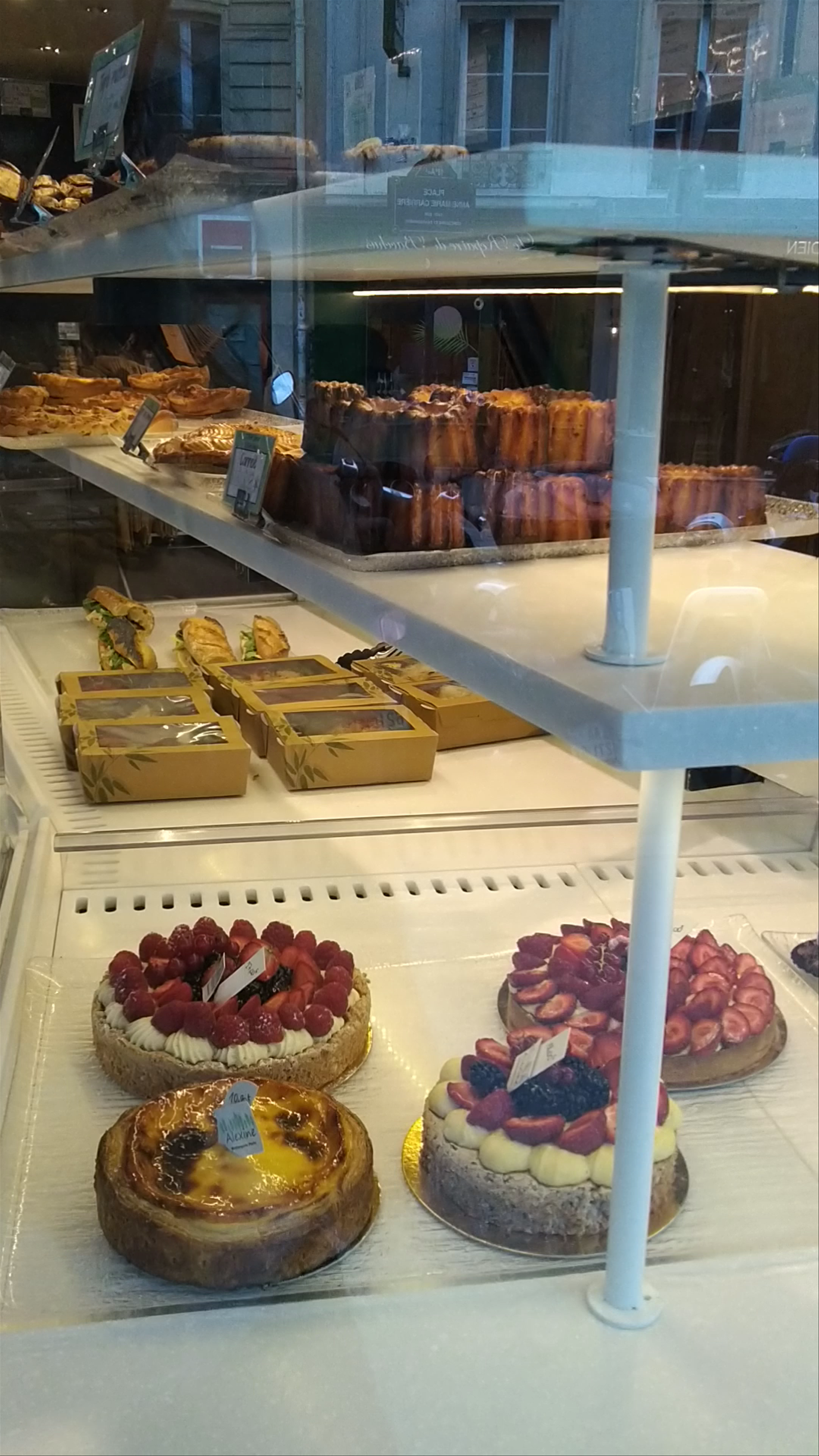 Boulangerie Alexine: Artisan French Pastries in Paris