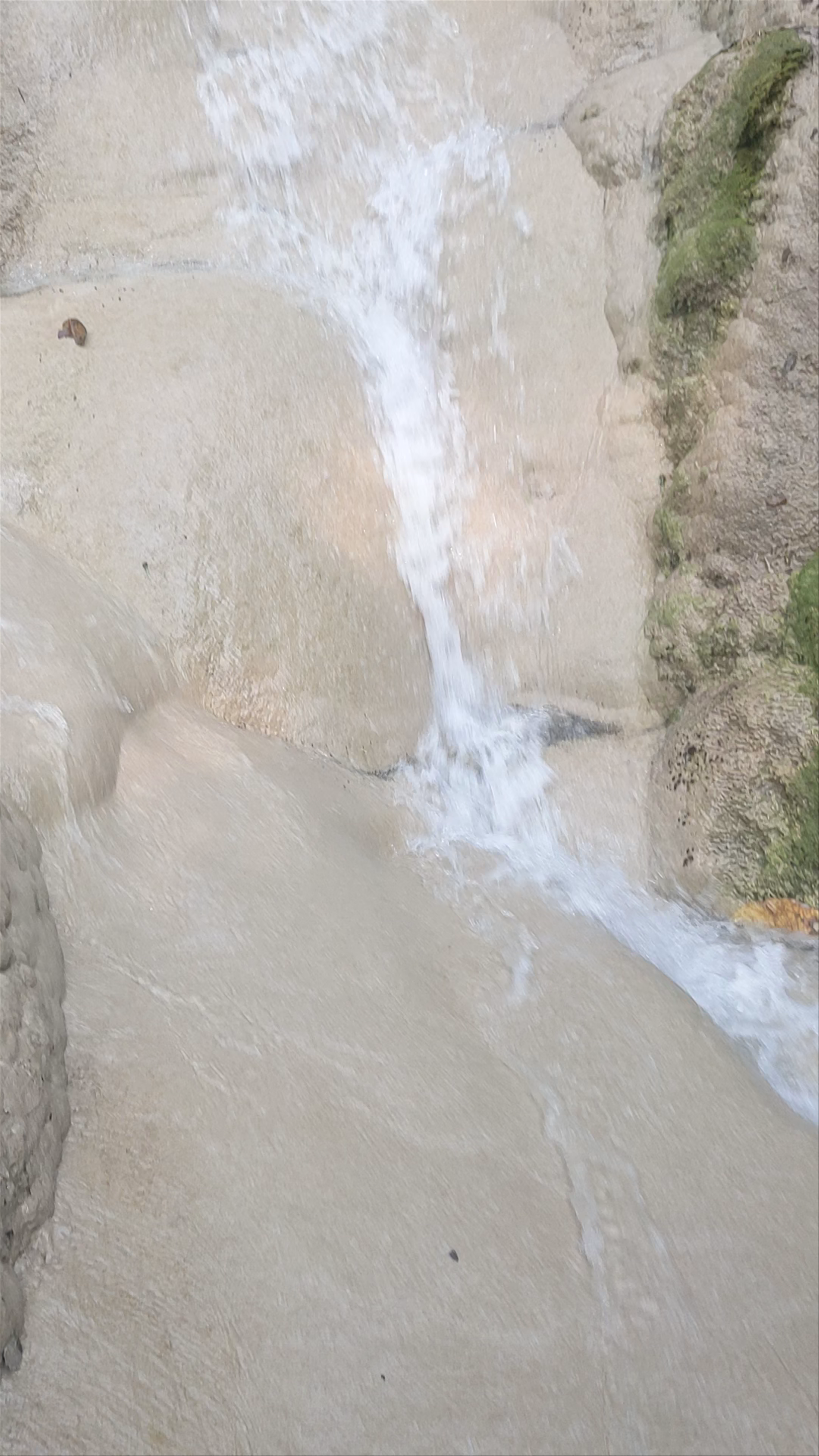 Namtok Bua Thong-Nam Phu Chet Si National Park