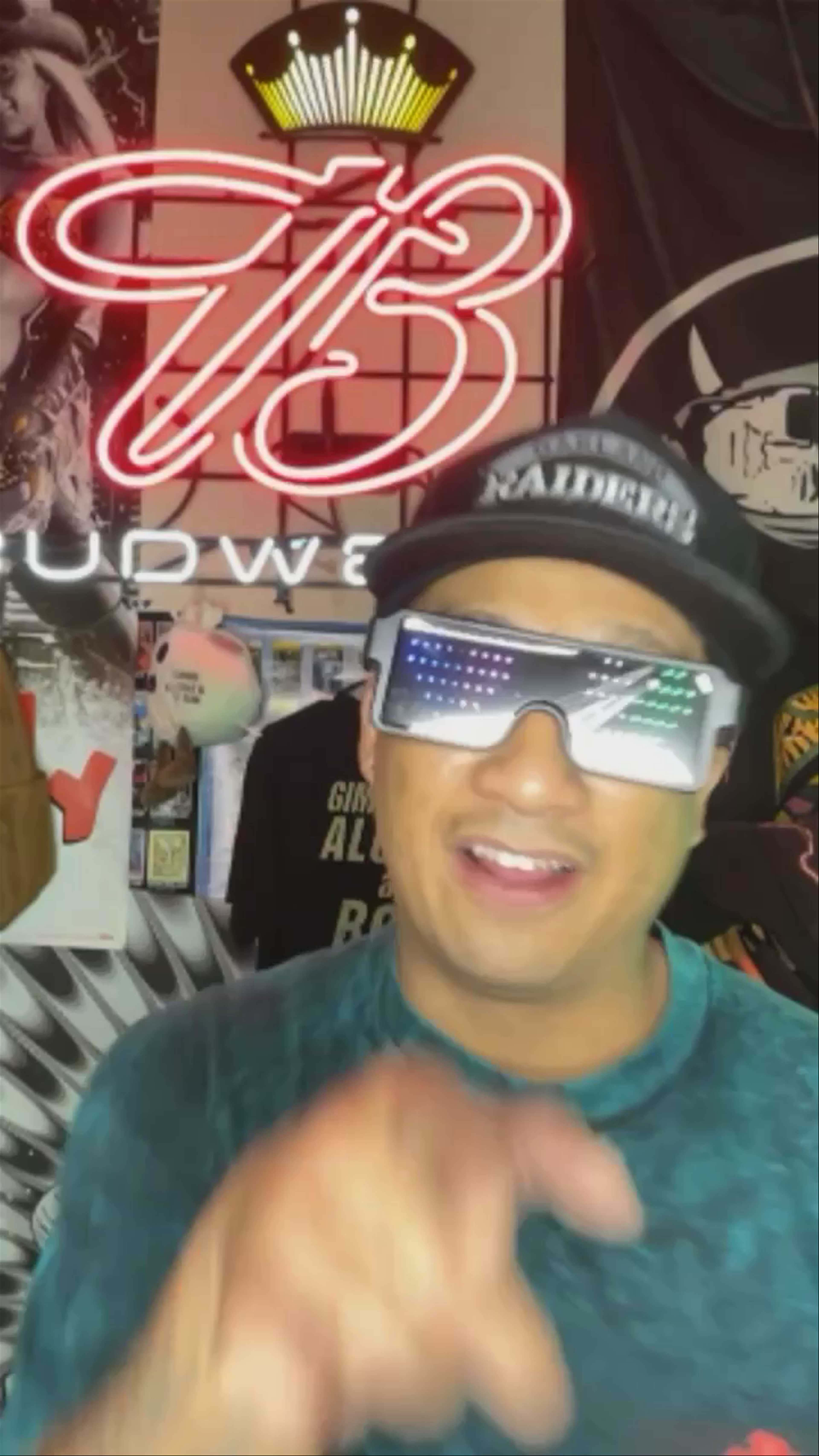 HAPPY NEW YEAR….TWERK BATTLE