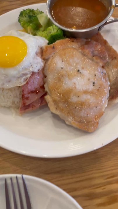 Van Tea Cafe - Coffee & Tea Near Me - Richmond, British Columbia