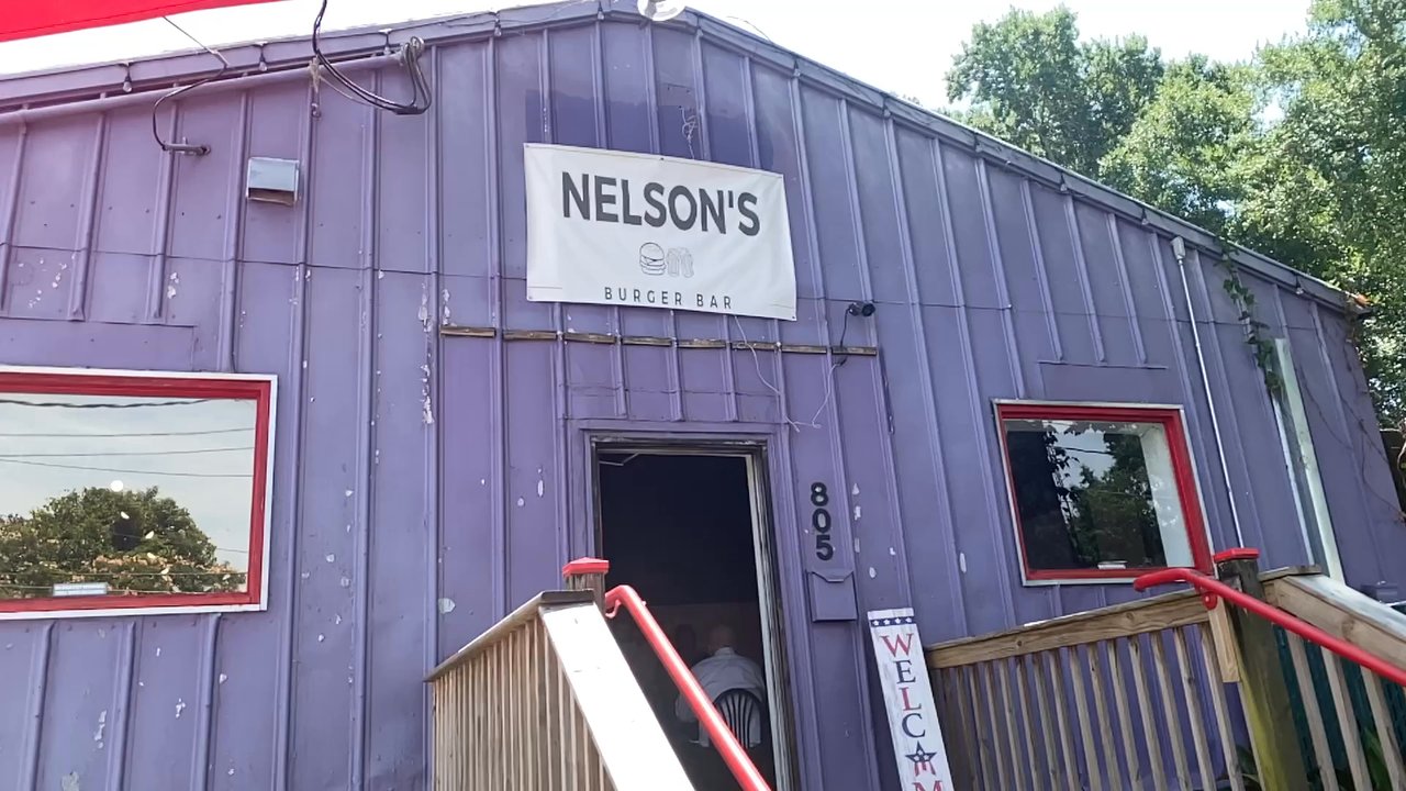 Nelson’s Burger Bar - Front of Building - Burgers Near Me - Tallahassee, Florida
