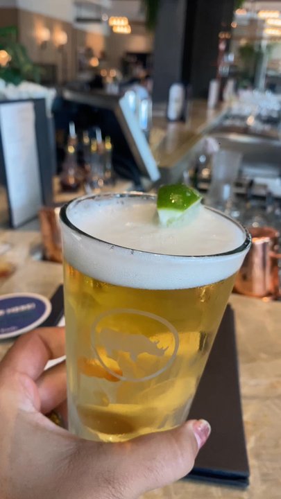 Earls Kitchen + Bar - Canadian (New) Near Me - Burnaby, British Columbia