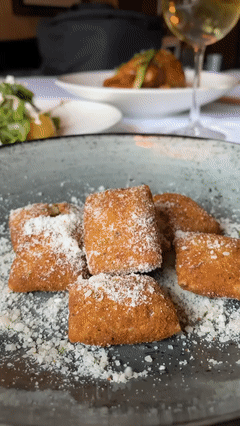 Charlie Gitto's On the Hill