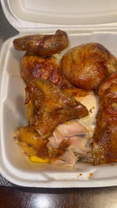 Lola's Chicken - Peruvian Near Me - Van Nuys, California