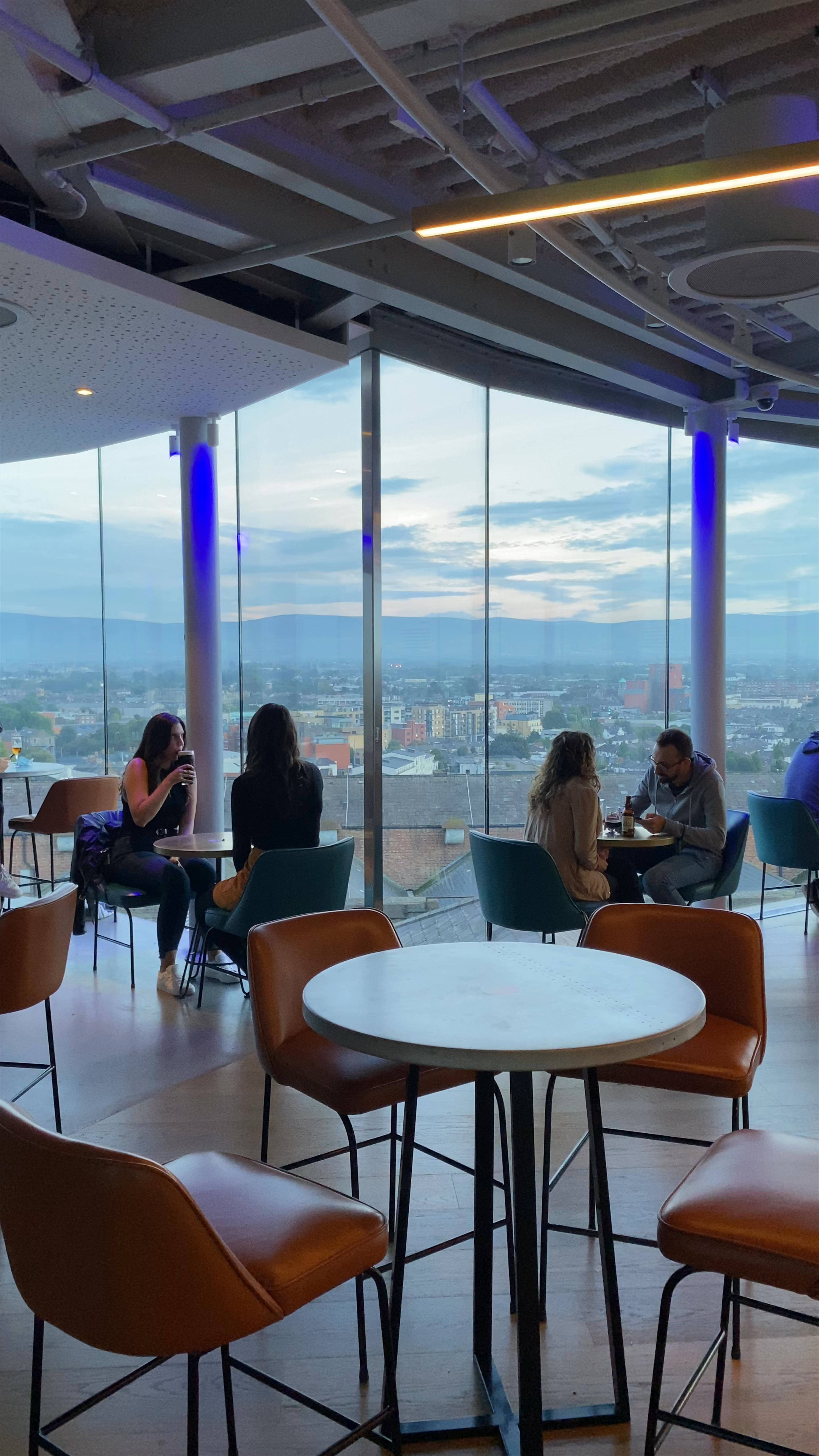 Gravity Bar