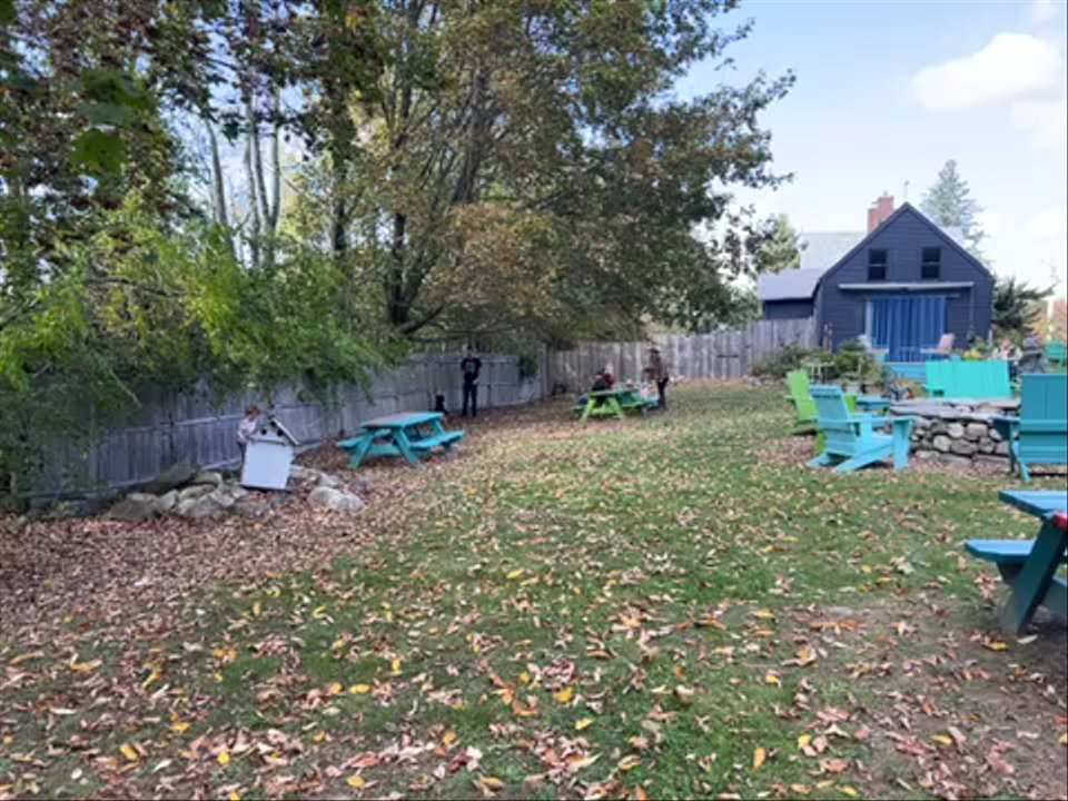 Odd Alewives - Outdoors seating - Pizza Near Me - Waldoboro, Maine