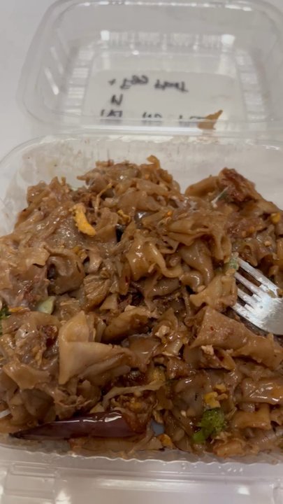 Dang's Thai Kitchen - Supposedly Pad See Ew. So disappointing. More like a sticky, gluey pile of I don't know what. It's so bad I can't even find the words. - Thai Near Me - Lake Oswego, Oregon