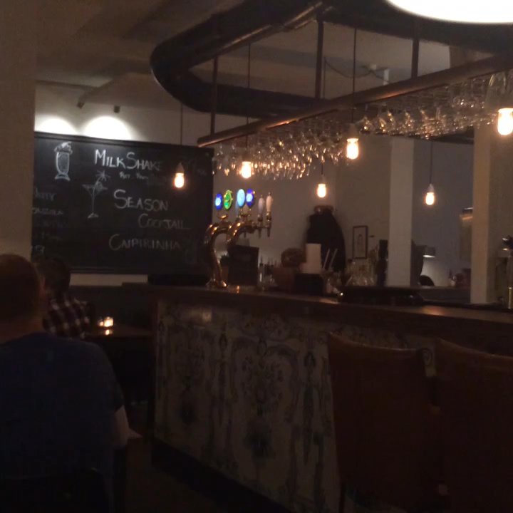Cock's & Cows - Lidt rolig torsdagsstemning - Cocktail Bars Near Me - Copenhagen, 84