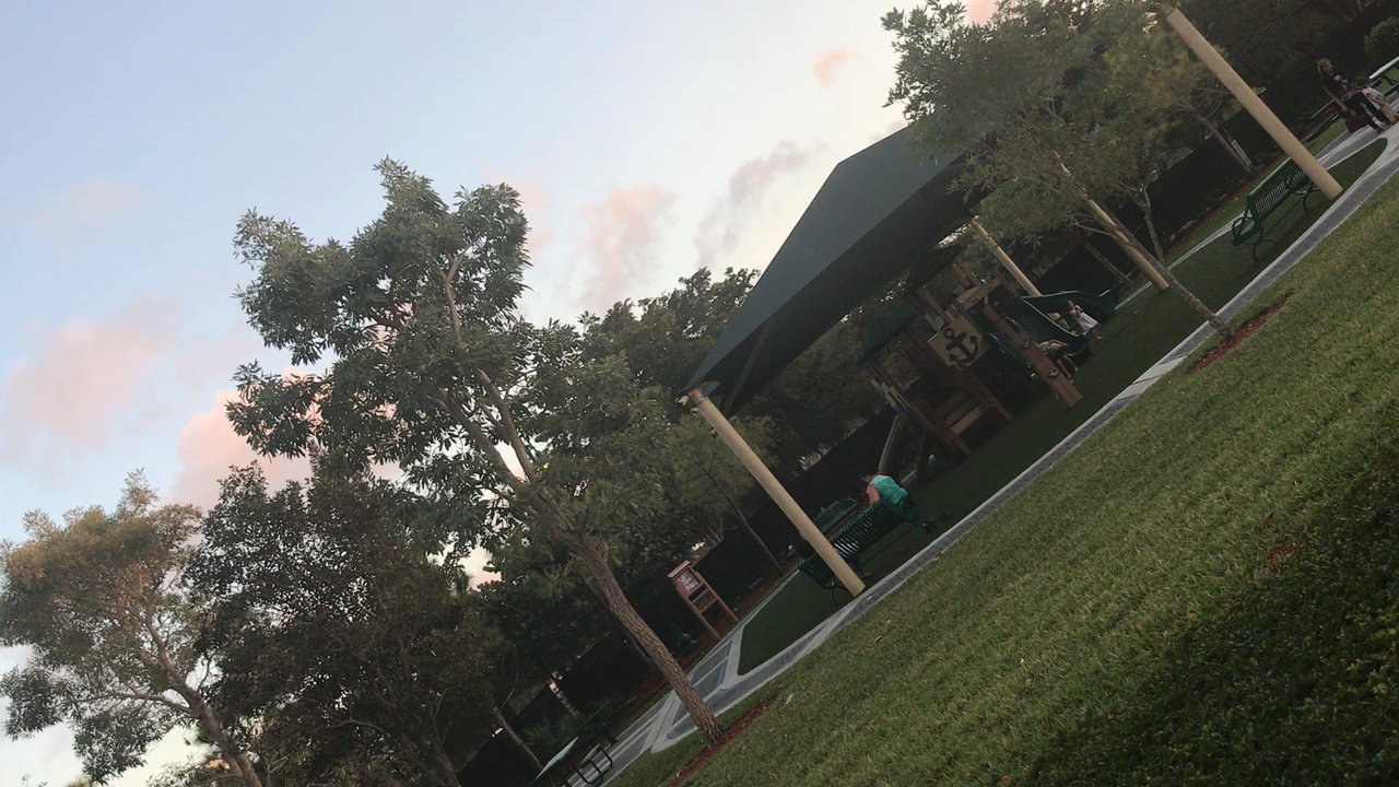 Veterans Park - Nice clean park - Parks Near Me - Doral, Florida