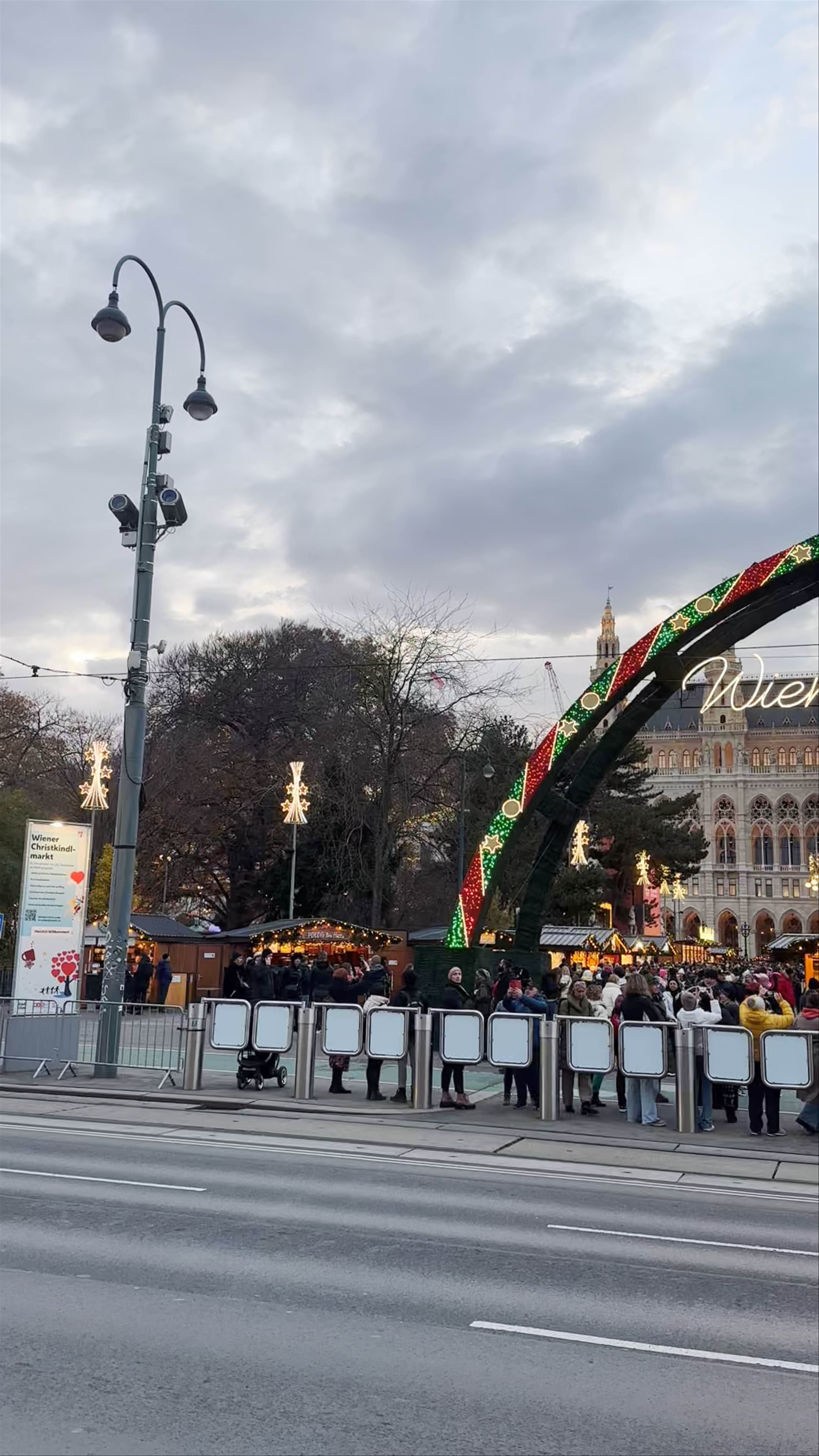 Wiener Christkindlmarkt: Magical Christmas Market at Rathausplatz Vienna