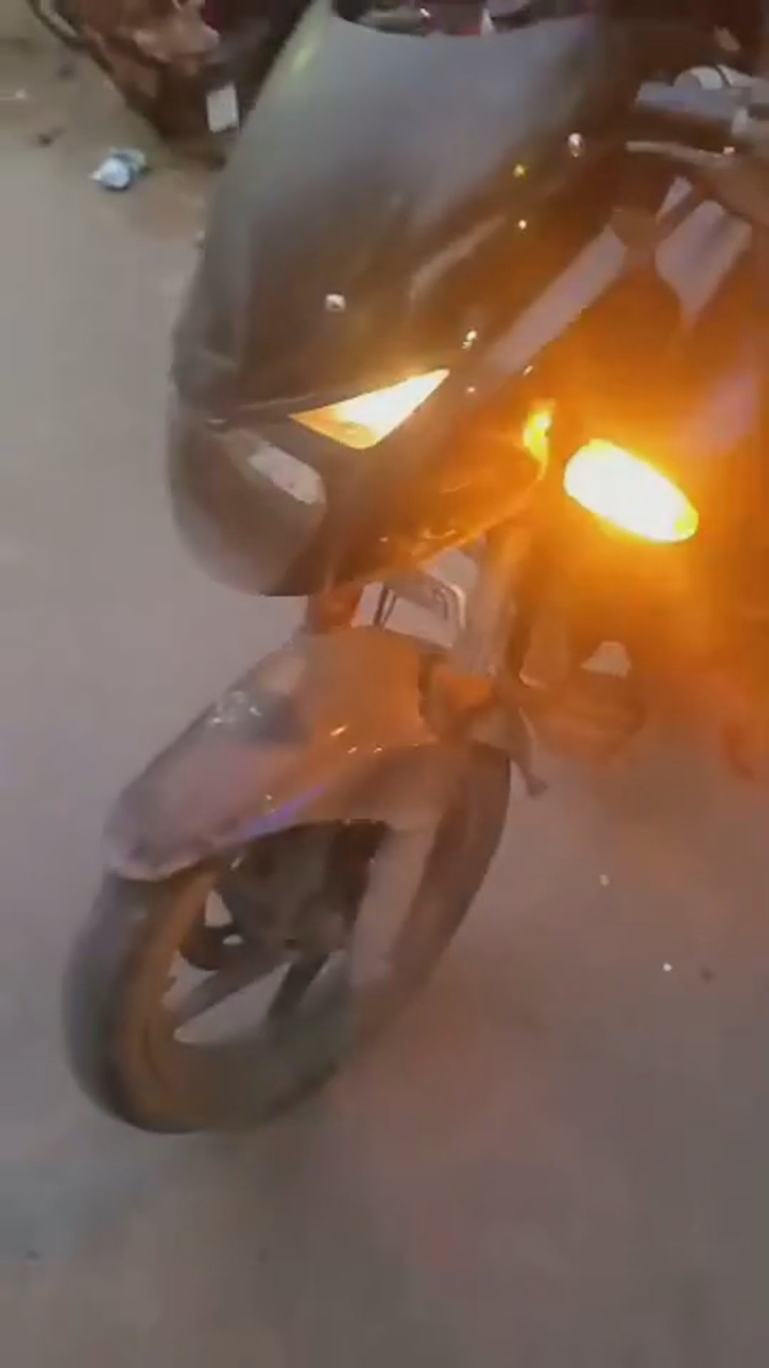 Walk-around video thumbnail