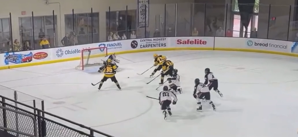 Parker Obney: Key Defensive Play on 2-on-1 for Ohio Blue Jackets