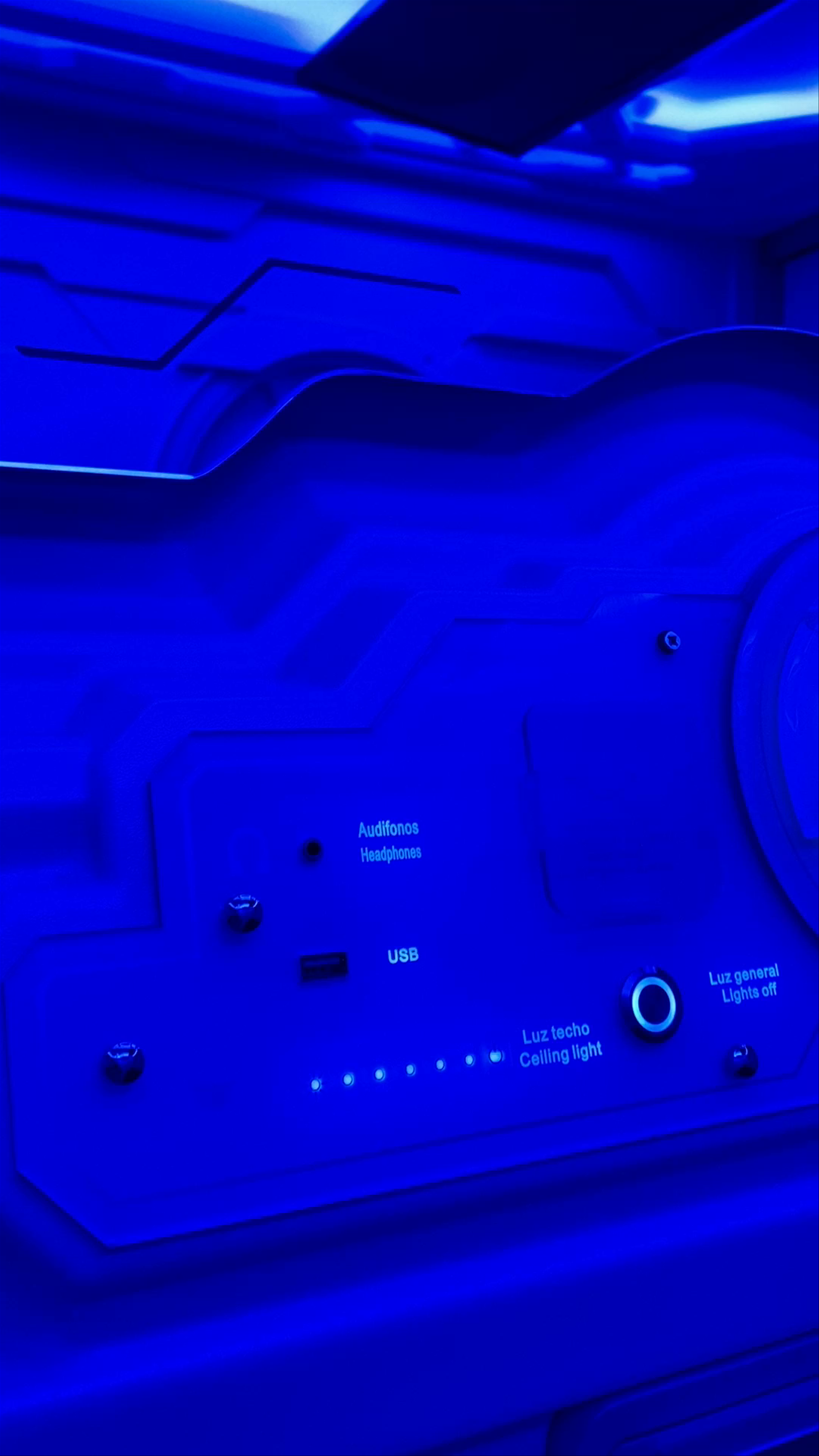 izZzleep Aeropuerto Terminal 2: Futuristic Sleep Pods in Mexico City Airport
