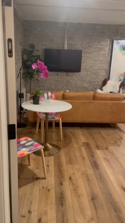 Summit Lofts - Loving my room! - Hotels Near Me - Mount Shasta, California