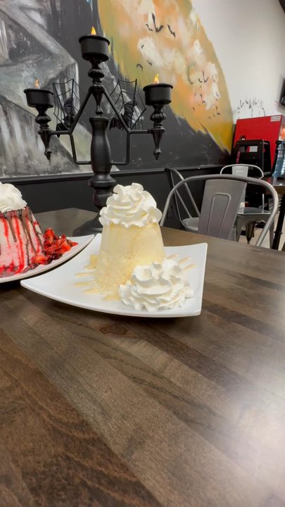 Vampire Penguin - Our favorites. Dole Whip & Chocolate Covered Strawberries - Desserts Near Me - Brunswick, Georgia