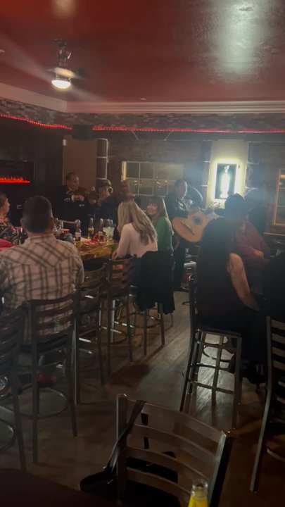 Barn Bar - Wine Bars Near Me - Selma, California
