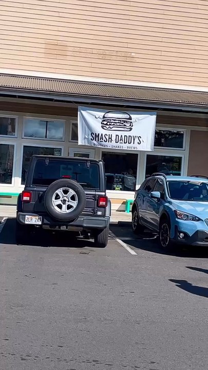 Smash Daddy's - Outdoor signage - Burgers Near Me - Pāhoa, Hawaii