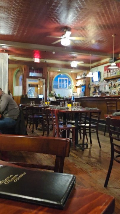 Aroma Thyme Bistro - Dining area - New American Near Me - Ellenville, New York
