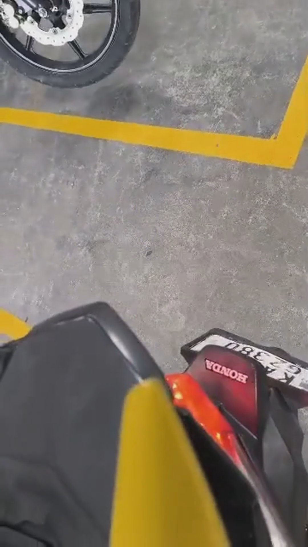 Walk-around video thumbnail