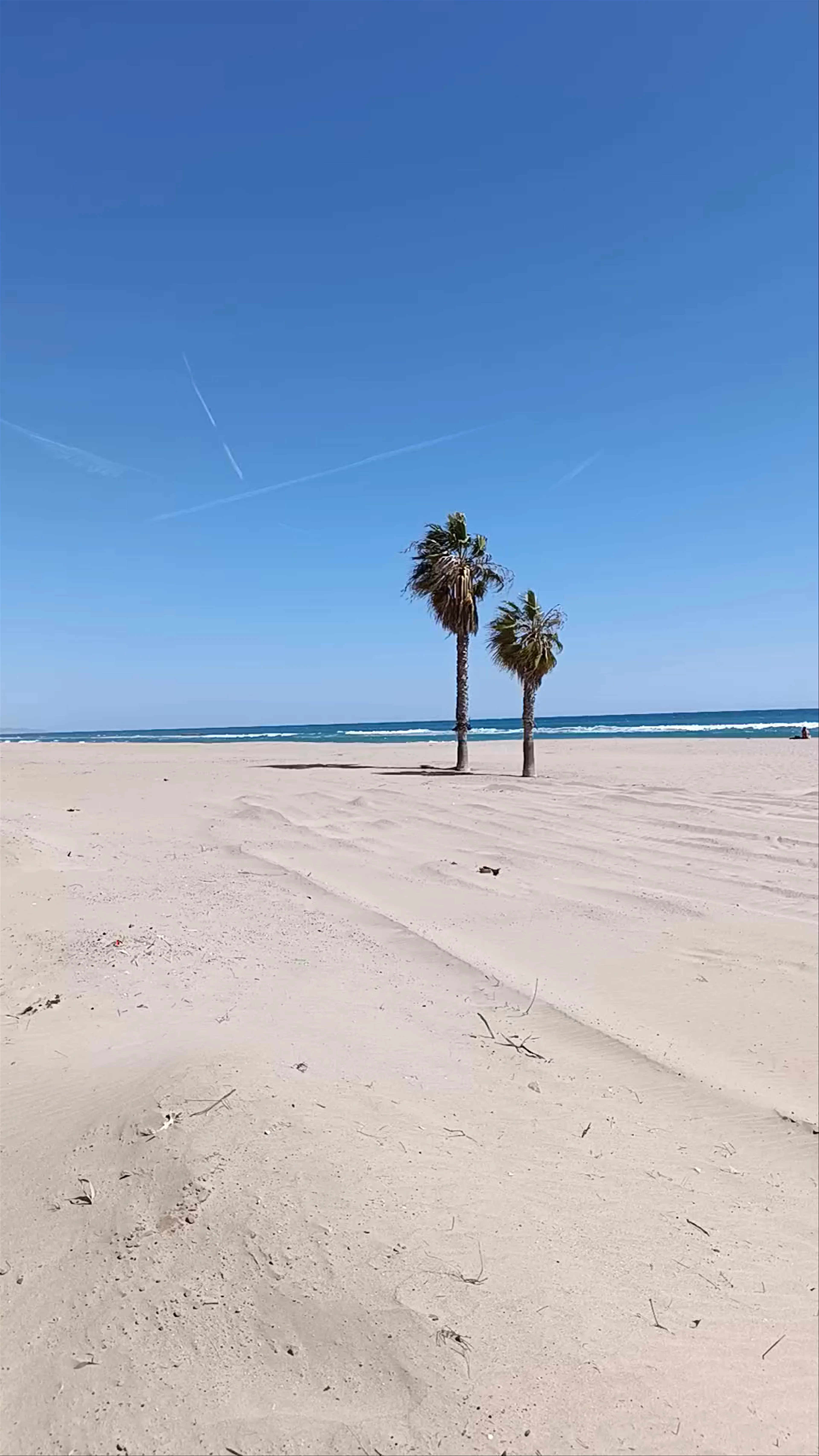 Platja de Baix Mar, Els Muntanyans
