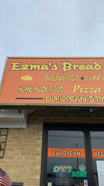 Ezma's Bread Box Café - Sandwiches Near Me - Virginia Beach, Virginia