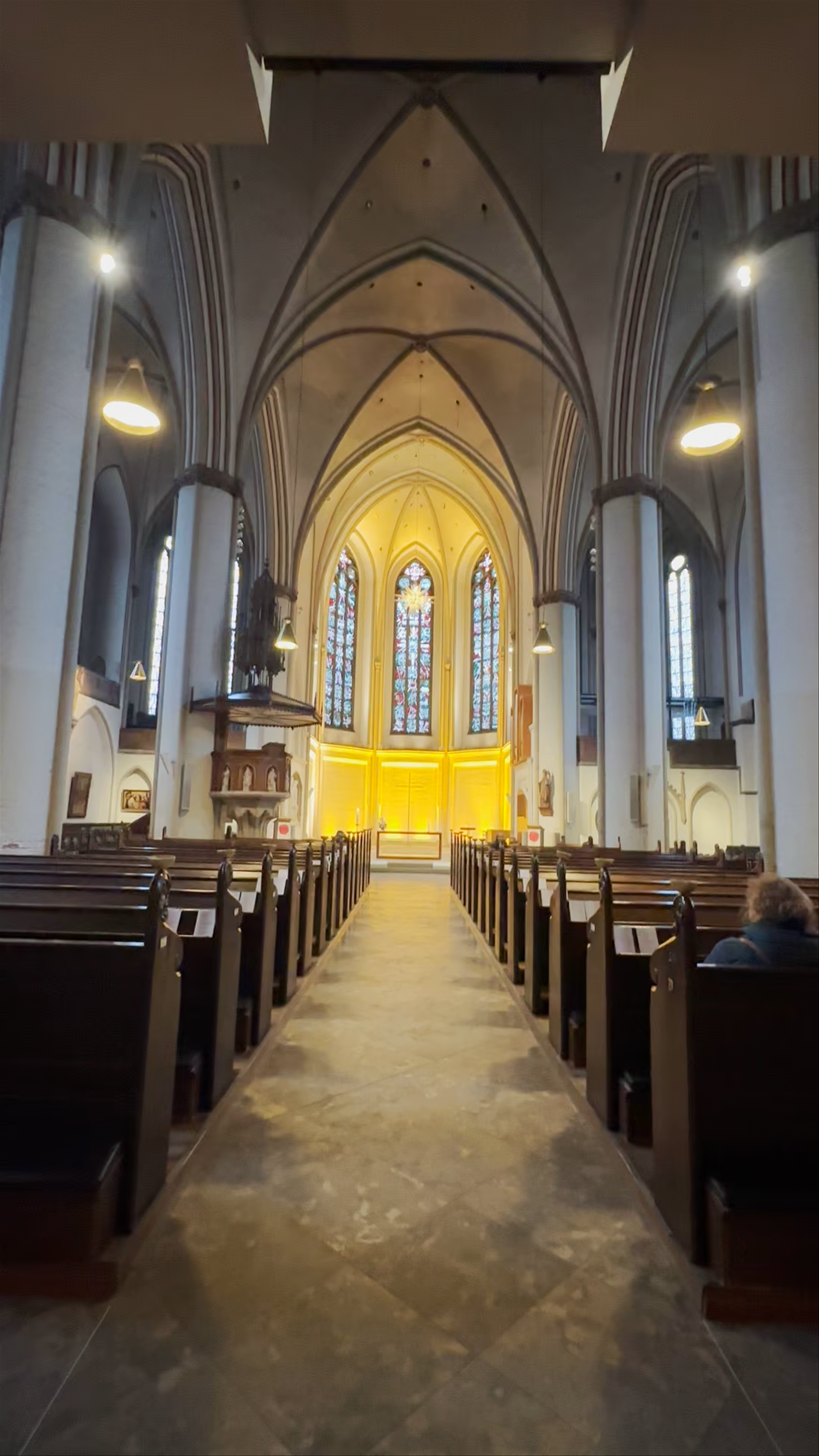 Iglesia de San Pedro: A Reverent Journey Through Hamburg's Gothic Jewel