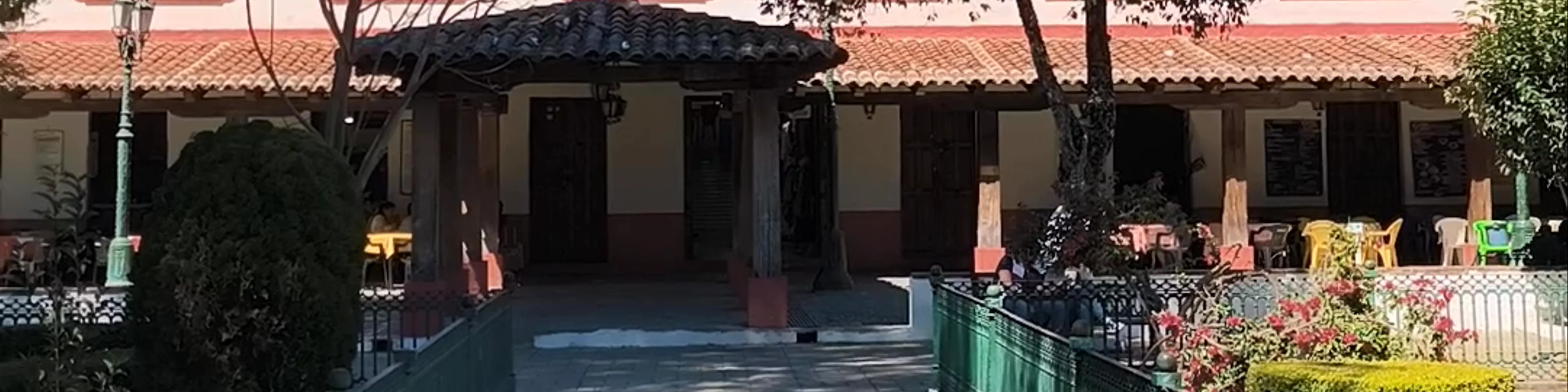 Mercado de Dulces y Artesanías Ámbar