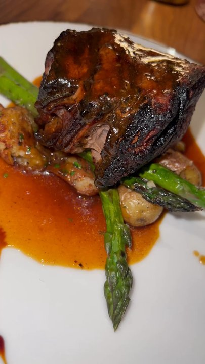 Adelina - Filet mignon steak, asparagus and potatoes - Italian Near Me - Detroit, Michigan