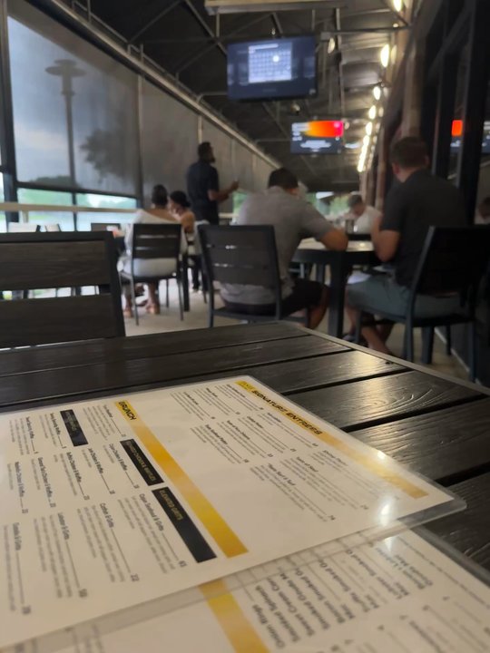 Taste Kitchen + Bar - Lakeside and tvs to view - Comfort Food Near Me - Sugar Land, Texas