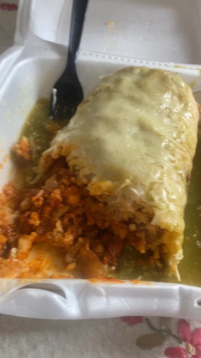 Las Comadres #2 - Green wet burrito de a pastor - Mexican Near Me - Compton, California