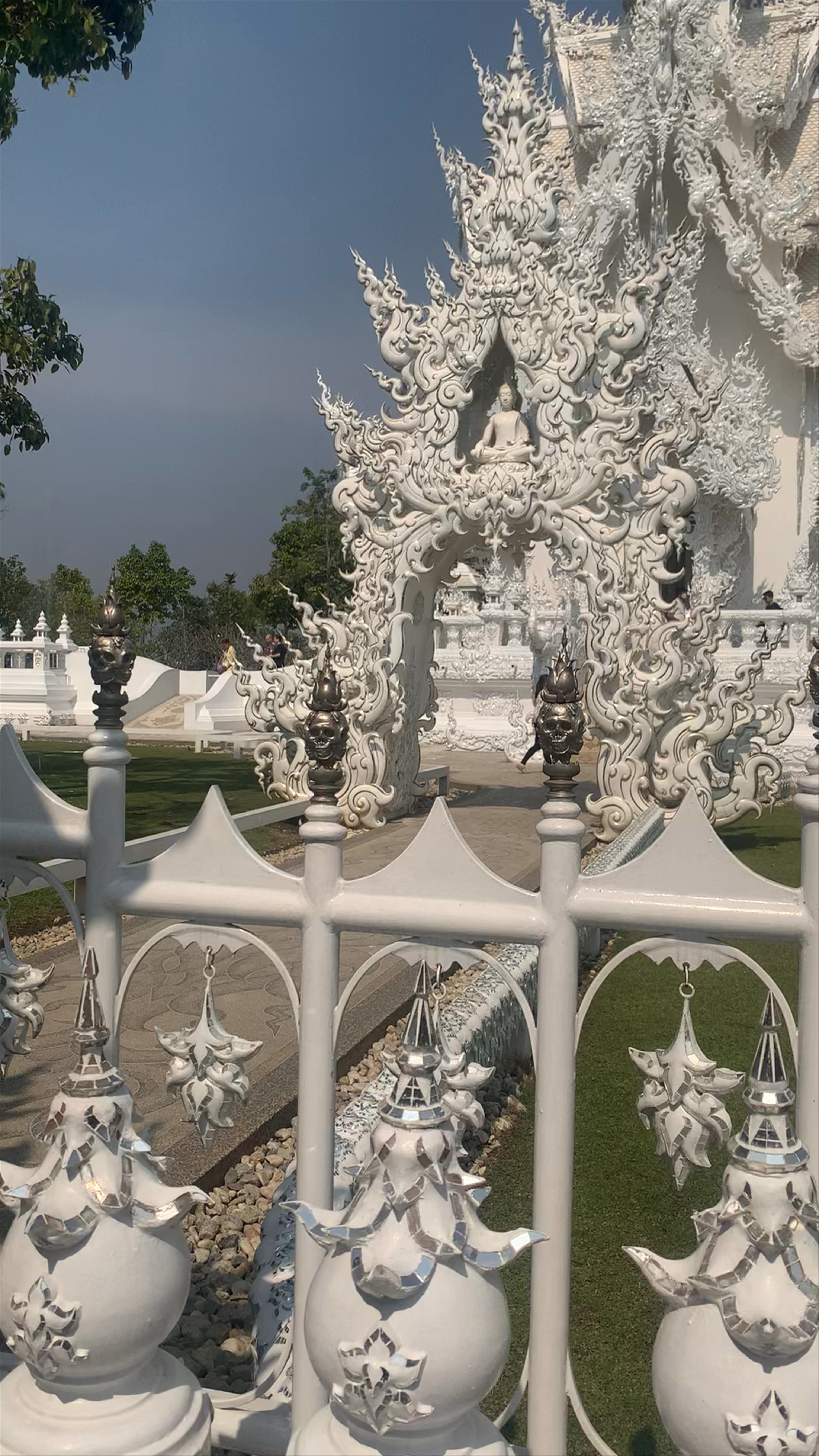 Wat Rong Khun - White Temple