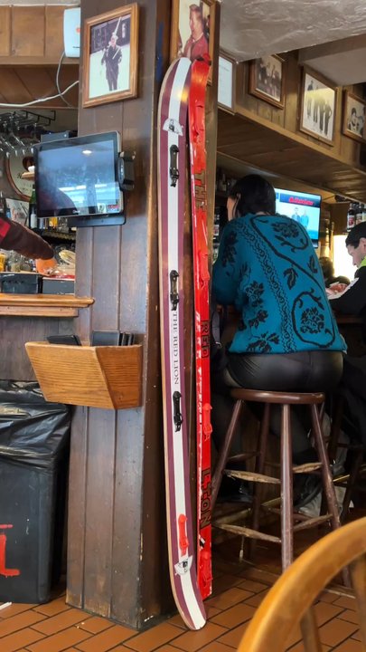 Red Lion - Bars Near Me - Vail, Colorado