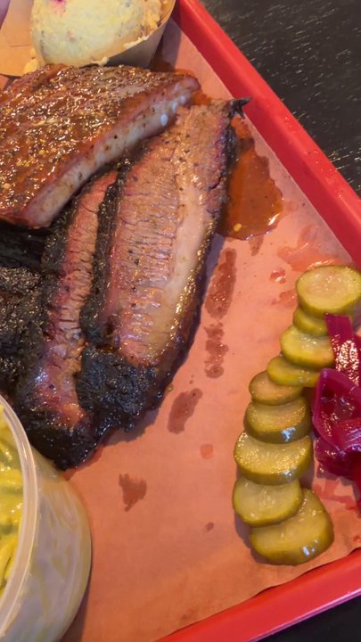 Barbs B Q - Glorious bbq and sides - Barbeque Near Me - Lockhart, Texas
