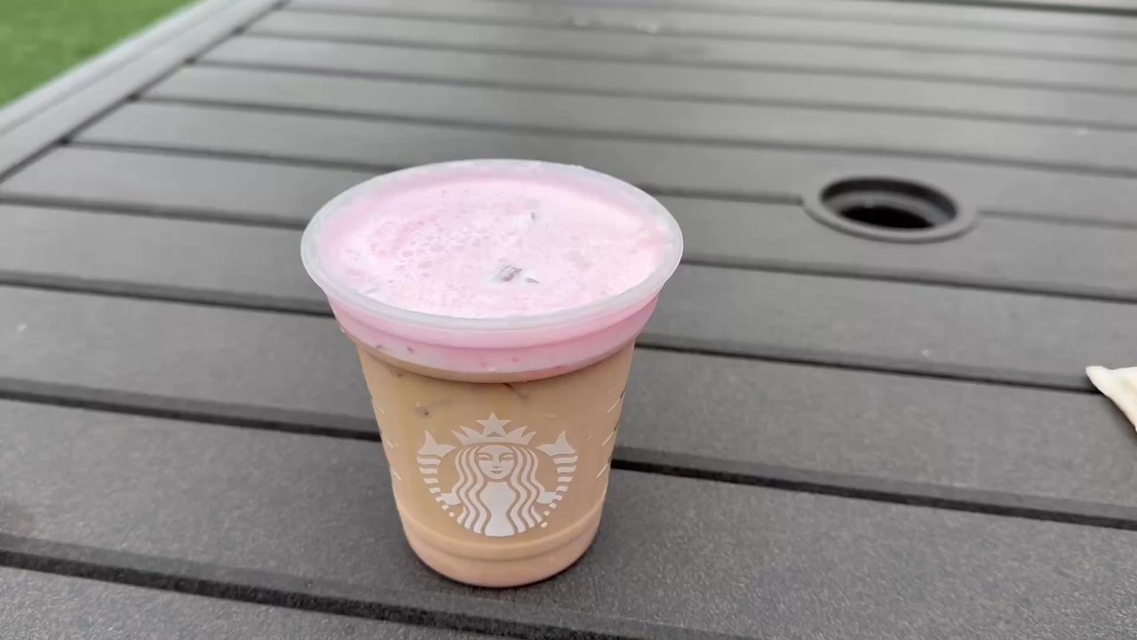 Starbucks - I was fooled by the Starbucks advertisement. - Coffee & Tea Near Me - Lake Forest, California
