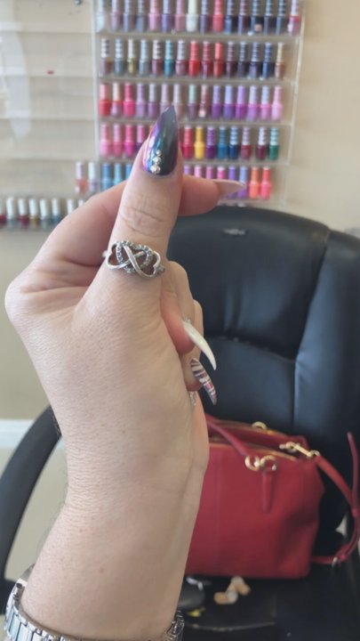 Twinkle Nails & Spa - Nail Salons Near Me - Waipahu, Hawaii