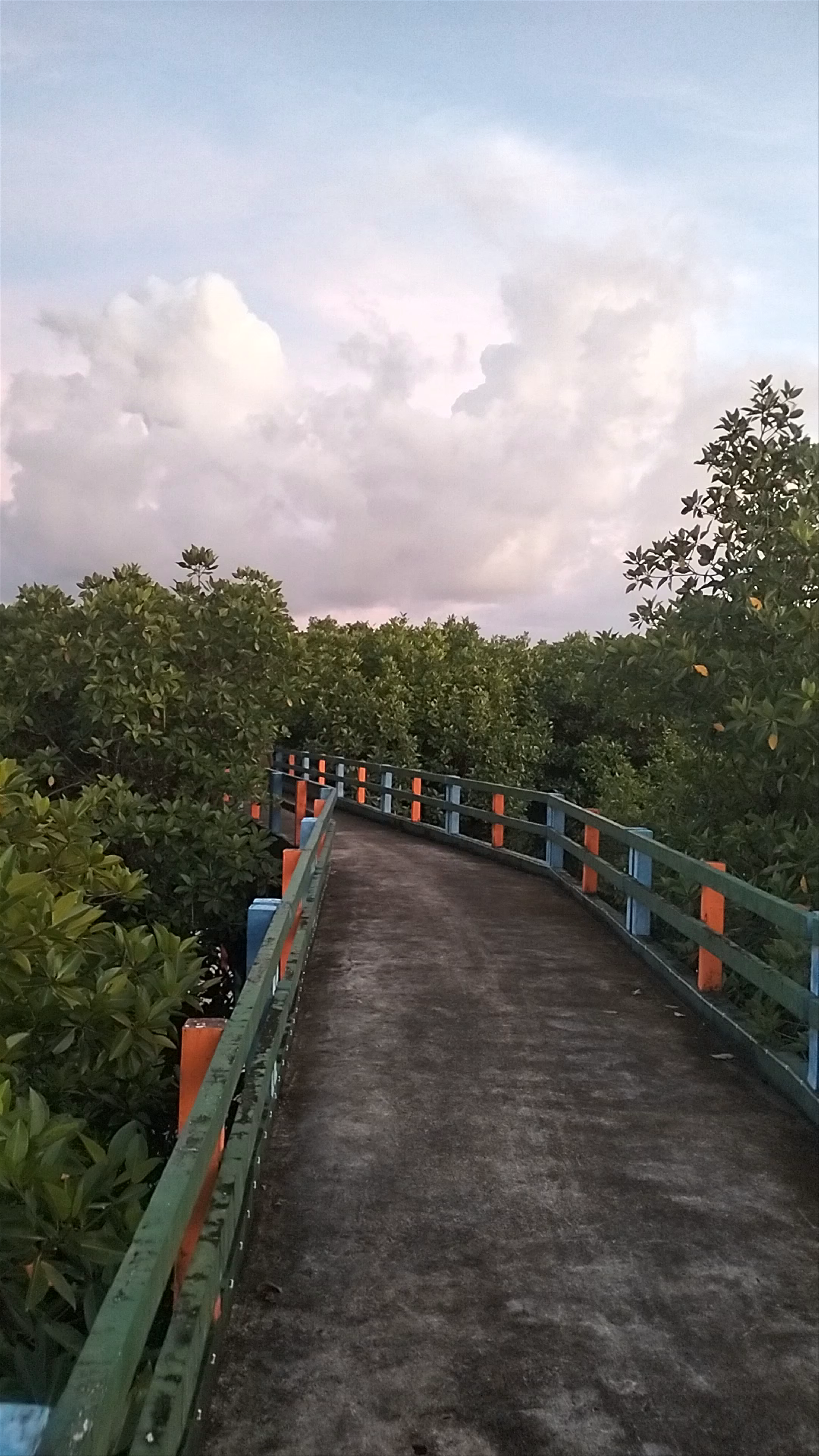 Del Carmen Boardwalk - End