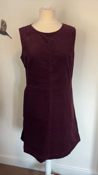 Immagine di Oasis Corduroy Dress burgundy size 14 1