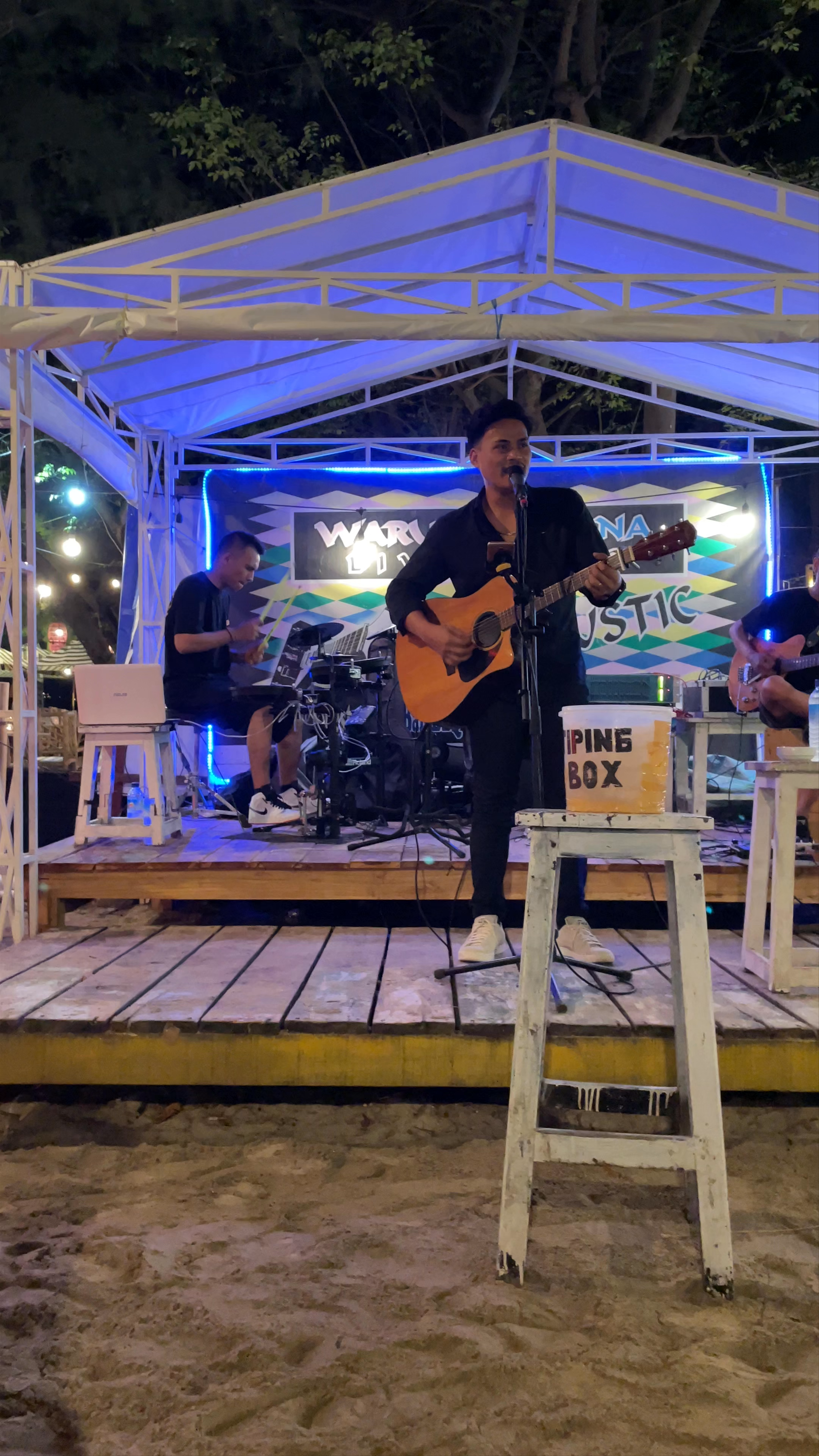 Warung Warna (warna restaurant)