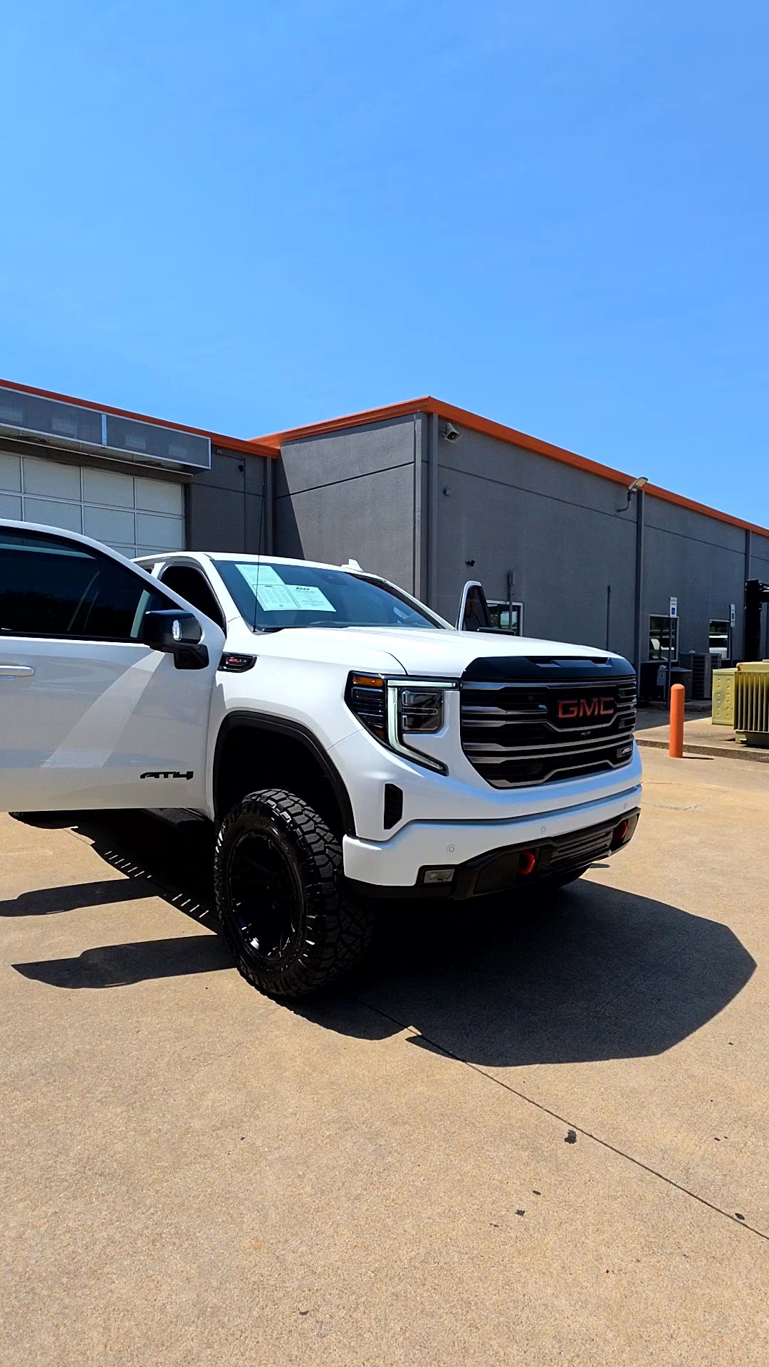 Lifted Trucks - #TX10842 - 2026 GMC Sierra 1500 AT4 Crew Cab