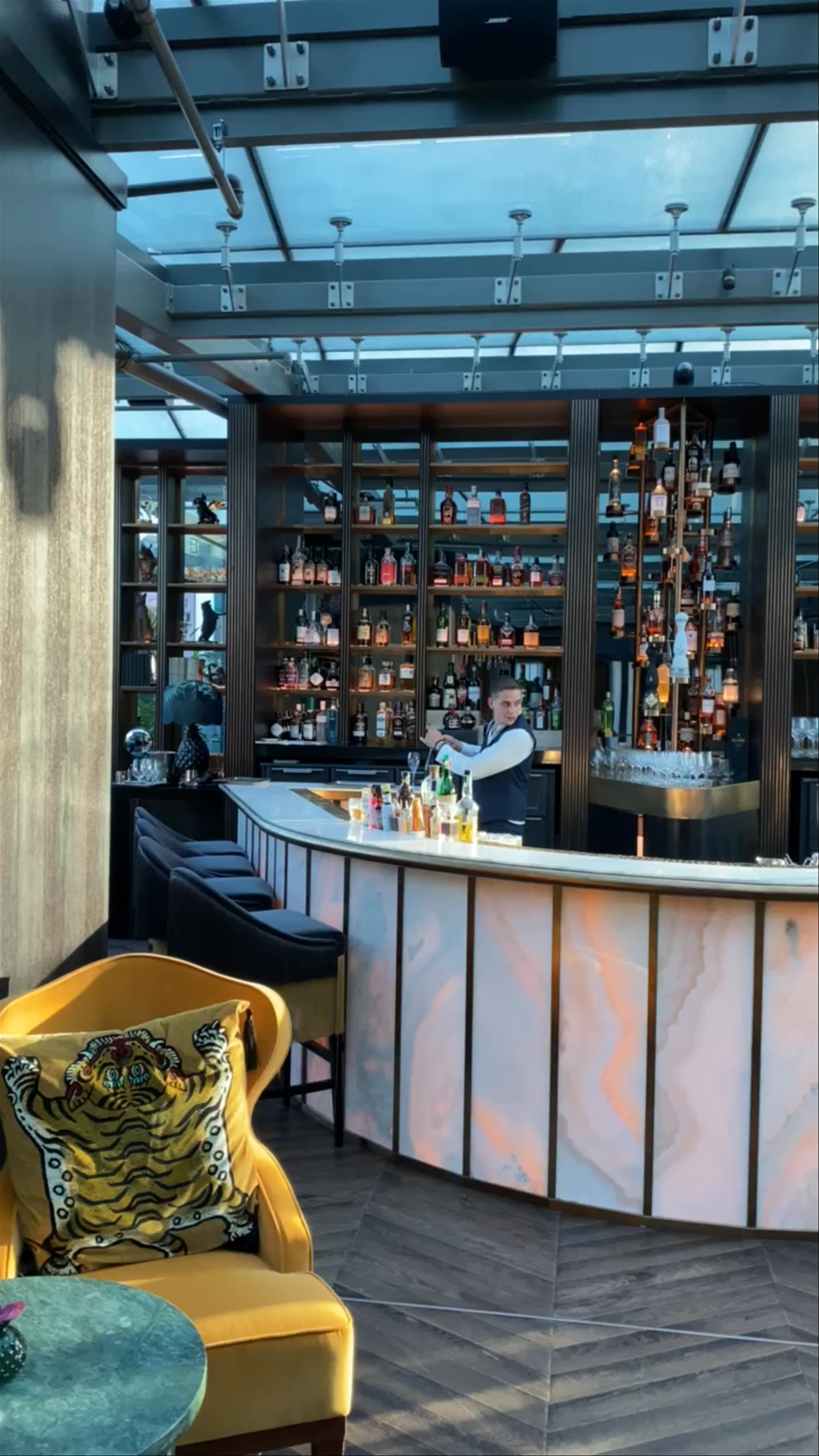 Matild Palace Rooftop Bar: Elegant Cocktails with a View in Budapest