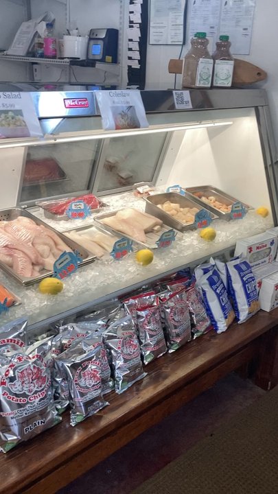 Port Lobster - Seafood Markets Near Me - Kennebunkport, Maine