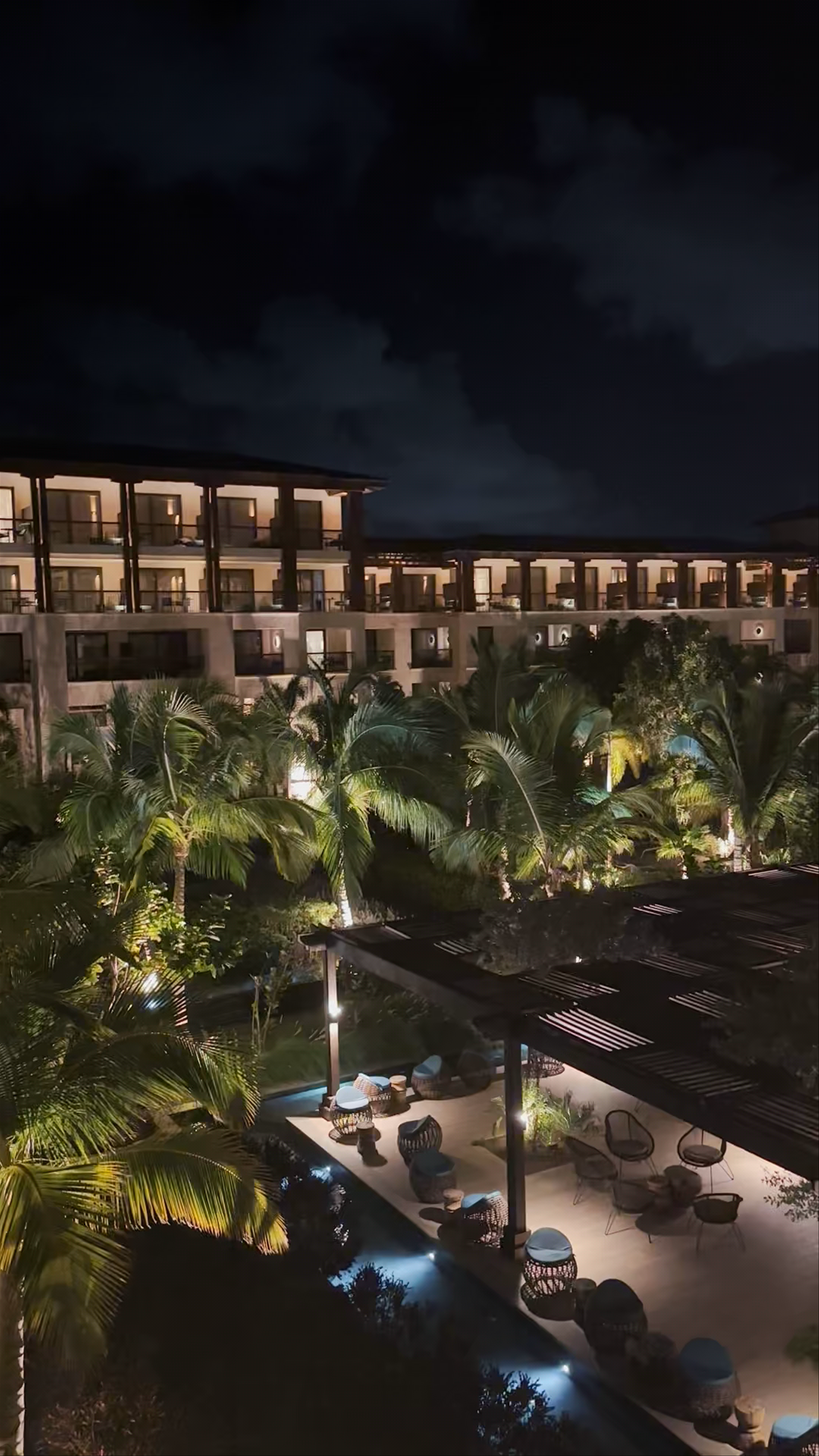Lopesan Costa Bávaro Resort, Spa & Casino Nighttime Ambiance